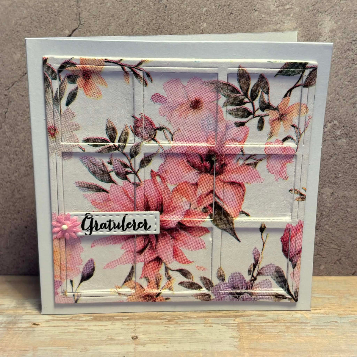 Gratulasjonskort med rosa blomster